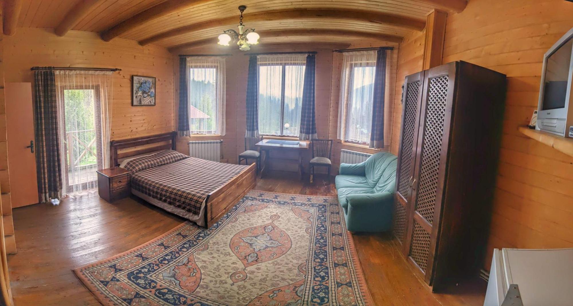 12 Months Estate Guest House Myslovka Room photo