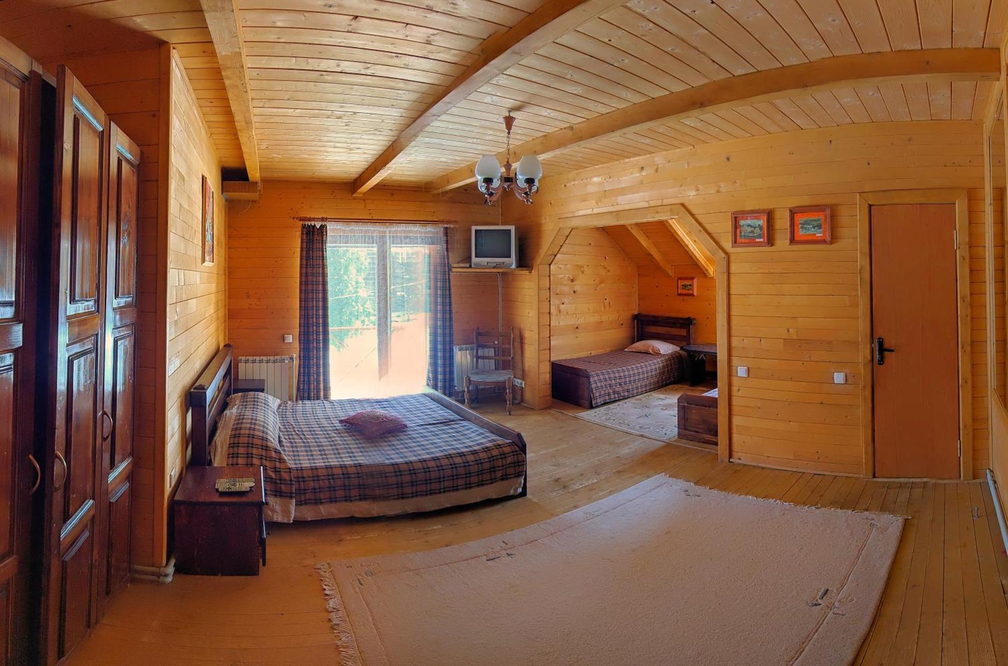 12 Months Estate Guest House Myslovka Room photo